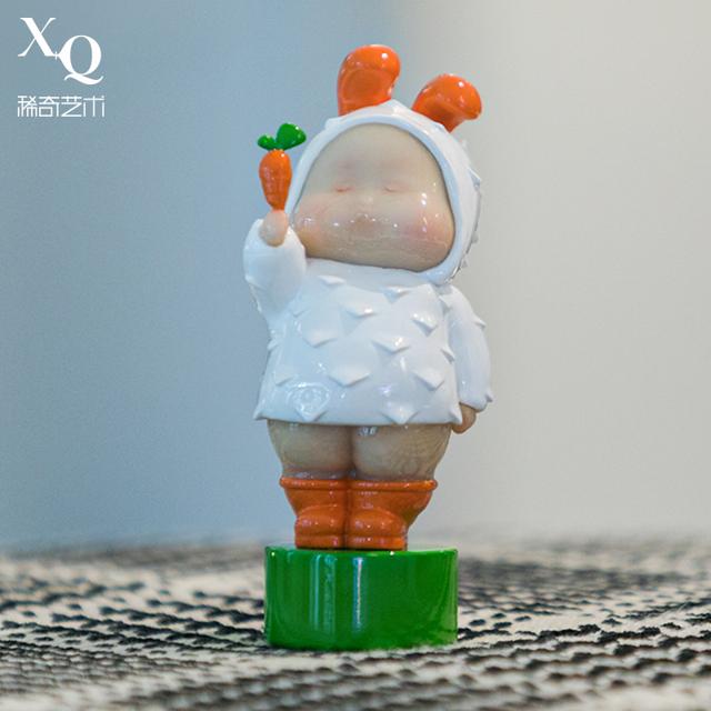 稀奇 瞿广慈《baby赞我很乖》5.5x6.5x14cm 卧室装饰创意桌面摆件迷你雕塑
