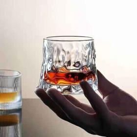 萌物坊 创意旋转玻璃威士忌酒杯 褶皱 2个装