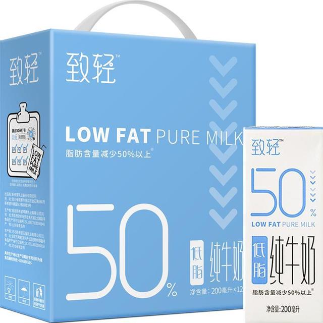新希望 致轻 低脂纯牛奶 200ml*12盒