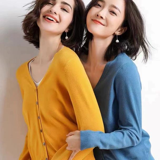 开衫女毛衣短款宽松柔软针织衫